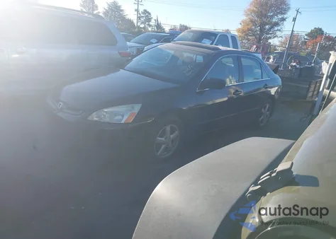 2005 Honda Accord 2.4 Ex z USA, uszkodzony, nr VIN 1HGCM56865A087062